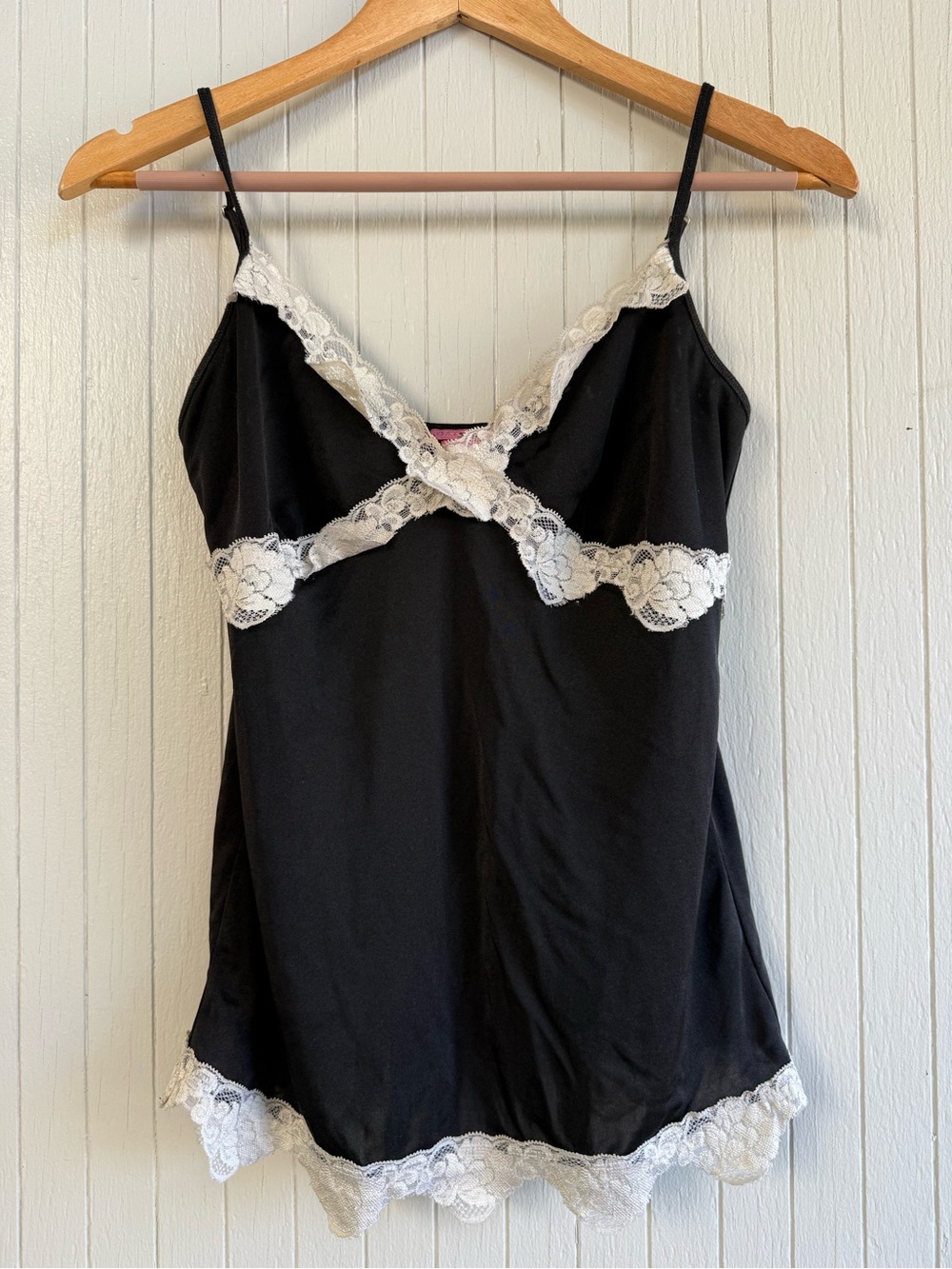 Vintage Roxy Cami - stretchy with lace
